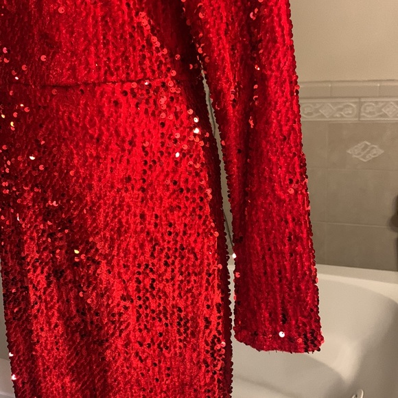 Red Evening Dress - Picture 8 of 12